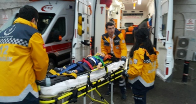Düzce'de balkondan düşen çocuk yaralandı