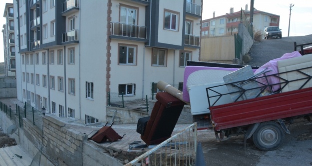 Karabük'te Kamyonetten düşen öğrenci yaralandı